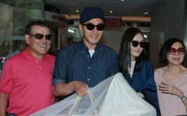 娱乐圈吃瓜两个人,揭秘幕后真相!