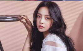 娱乐圈最新吃瓜事件视频,某明星深夜密会神秘女子,真相令人震惊!